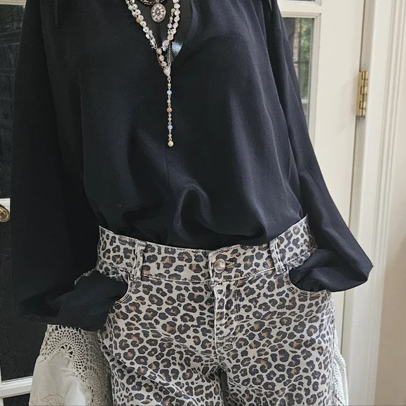 Knox Rose Leopard Print Skinny Pants - Picture 2 of 5